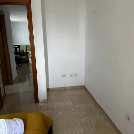 Tenerife - 2 Bedrooms شقة *